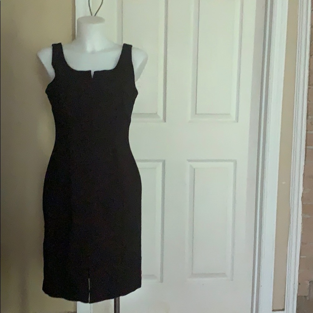 Women’s 5/6 black dress